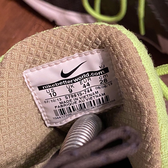 Vintage Nike Lunar Presto Volt Green/White Running Shoe [579915-744] Men Size 10 main image 3